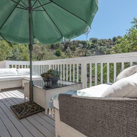 Modern Guest House Nestled In The Hollywood Hills With Huge Deck And Wow Views! ลอสแอนเจลิส ภายนอก รูปภาพ