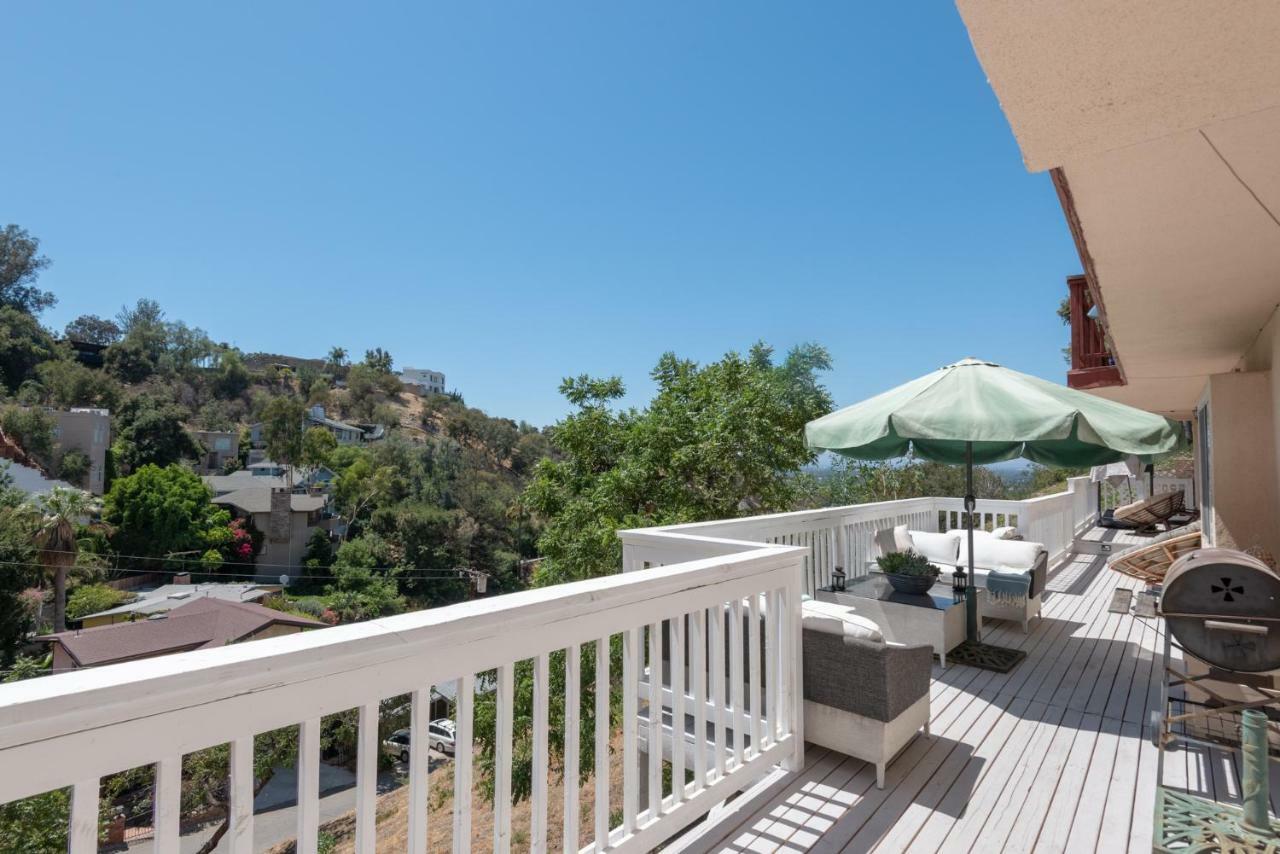 Modern Guest House Nestled In The Hollywood Hills With Huge Deck And Wow Views! ลอสแอนเจลิส ภายนอก รูปภาพ