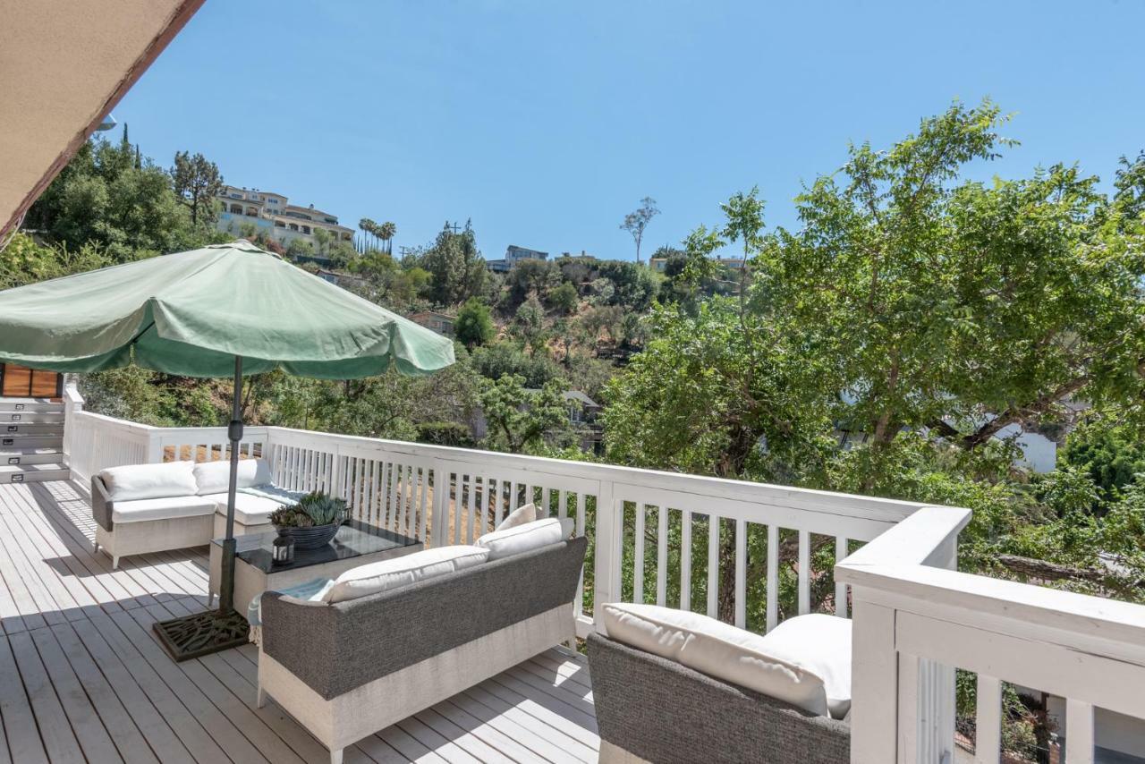 Modern Guest House Nestled In The Hollywood Hills With Huge Deck And Wow Views! ลอสแอนเจลิส ภายนอก รูปภาพ